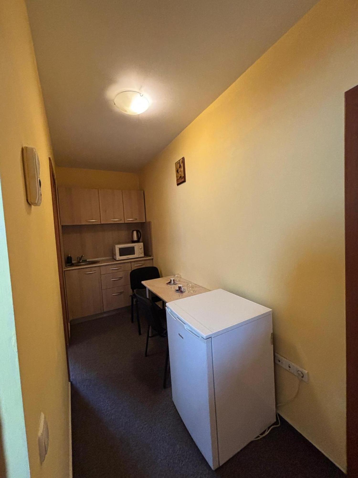 La O Barfa Apartment Ploieşti Exterior foto